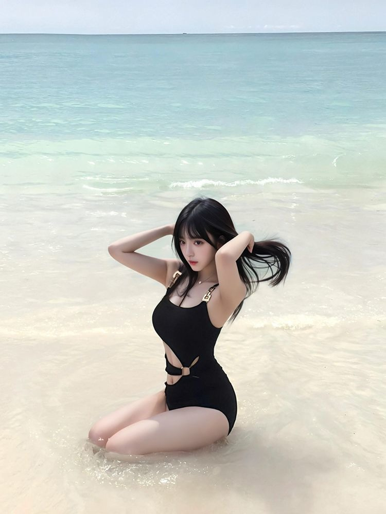 Seksi Kesikli Monokini Kadın 2 - Spa & Wellness Joule incelemesi ve fiyatı