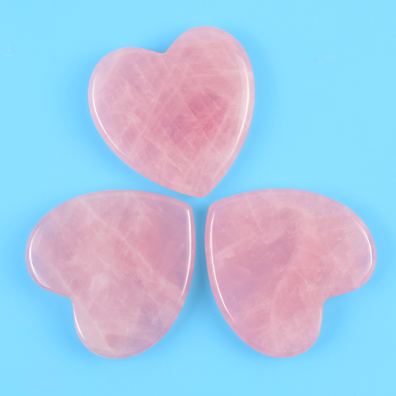 Gül kuvars kalp şekli yüz bakı - Gua Sha Tool Rose Quartz incelemesi ve fiyatı
